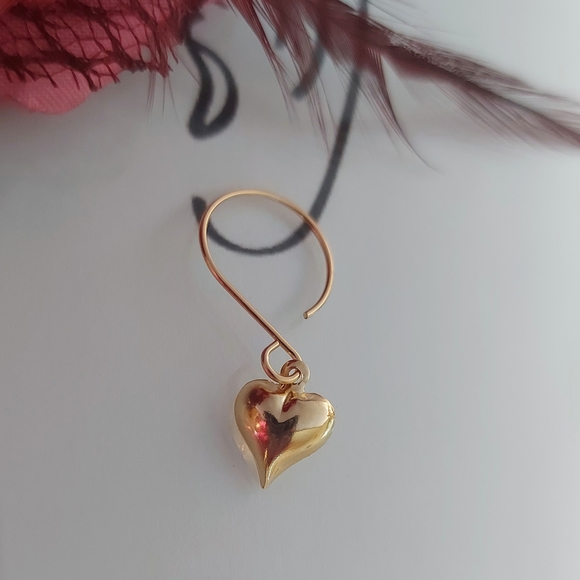 14KT Gold Puffed Heart Earrings - Picture 2 of 4